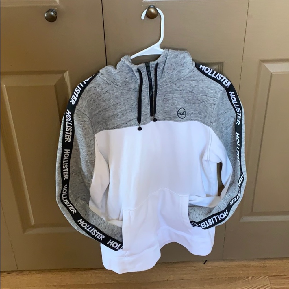 Hollister hoodie